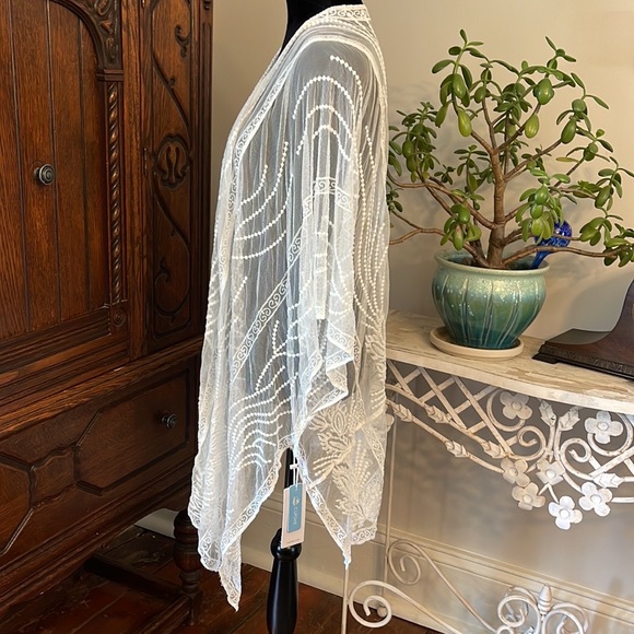 Cupshe Kimono Beach Coverup - Picture 5 of 7